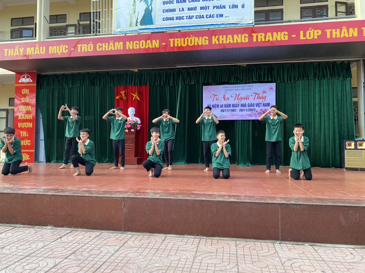 5d2bdedf589f81c1d88e