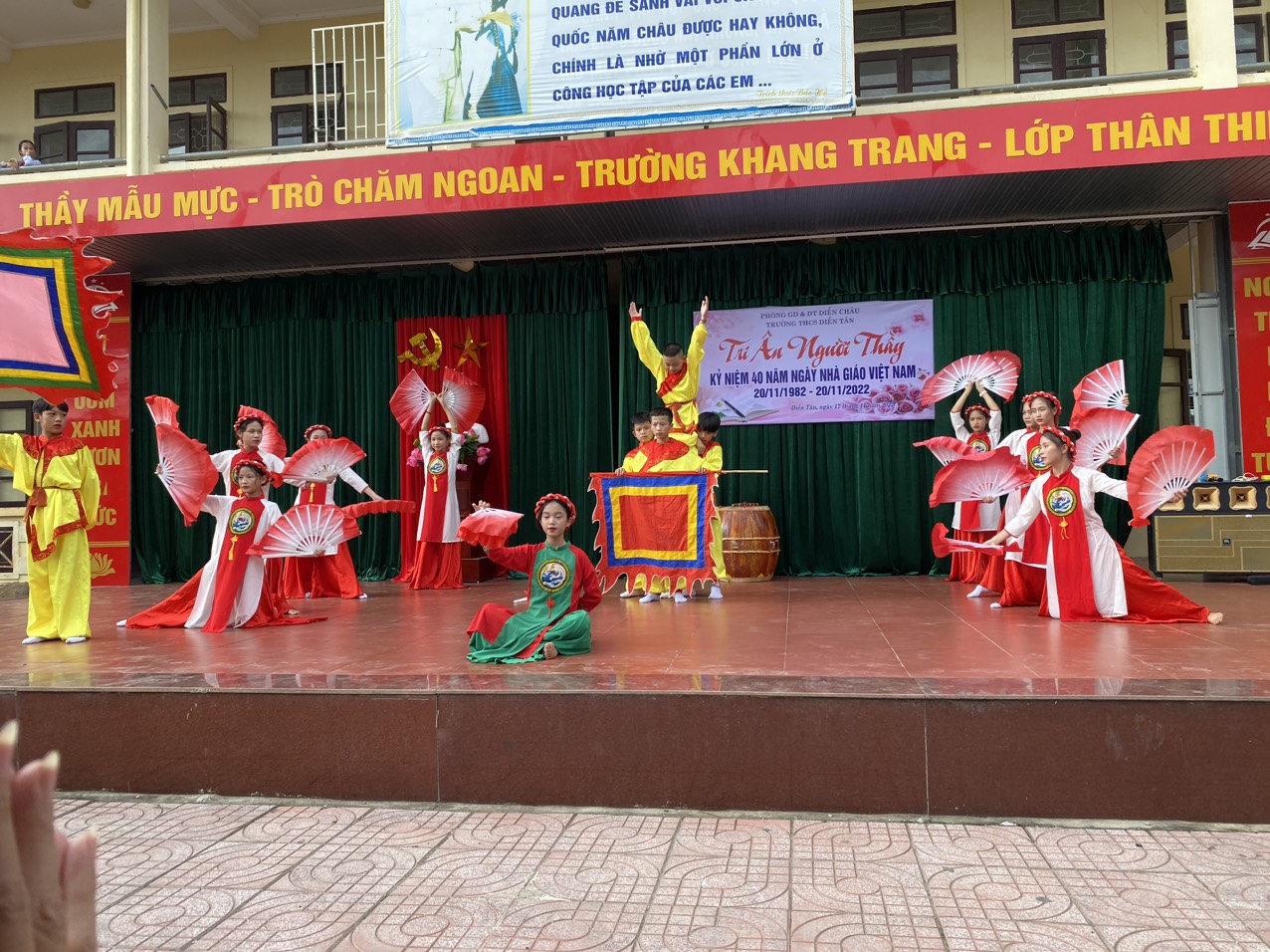 ecf89a8c1cccc5929cdd