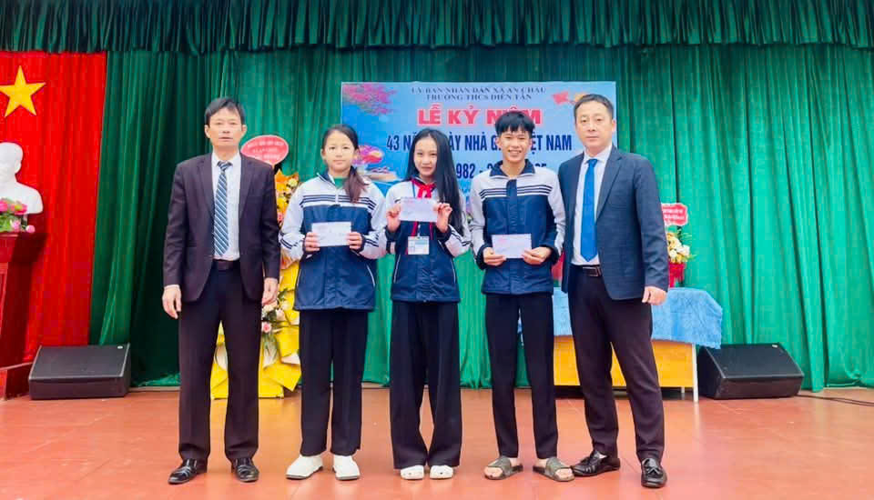 z7246854682509 80a60f6ebf7576f4ae15993749bcd118