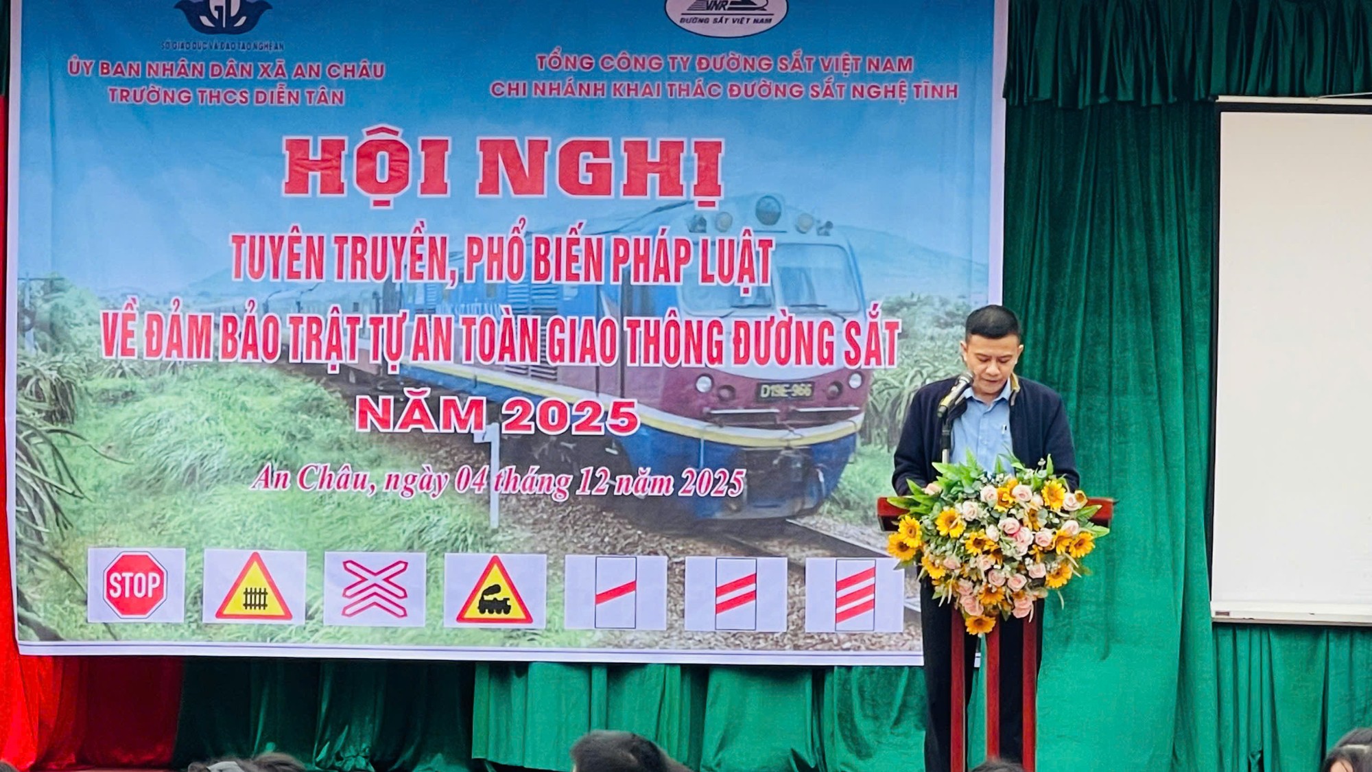 z7303712134553 c321e49eab90e9c111a6ab87f79b754f