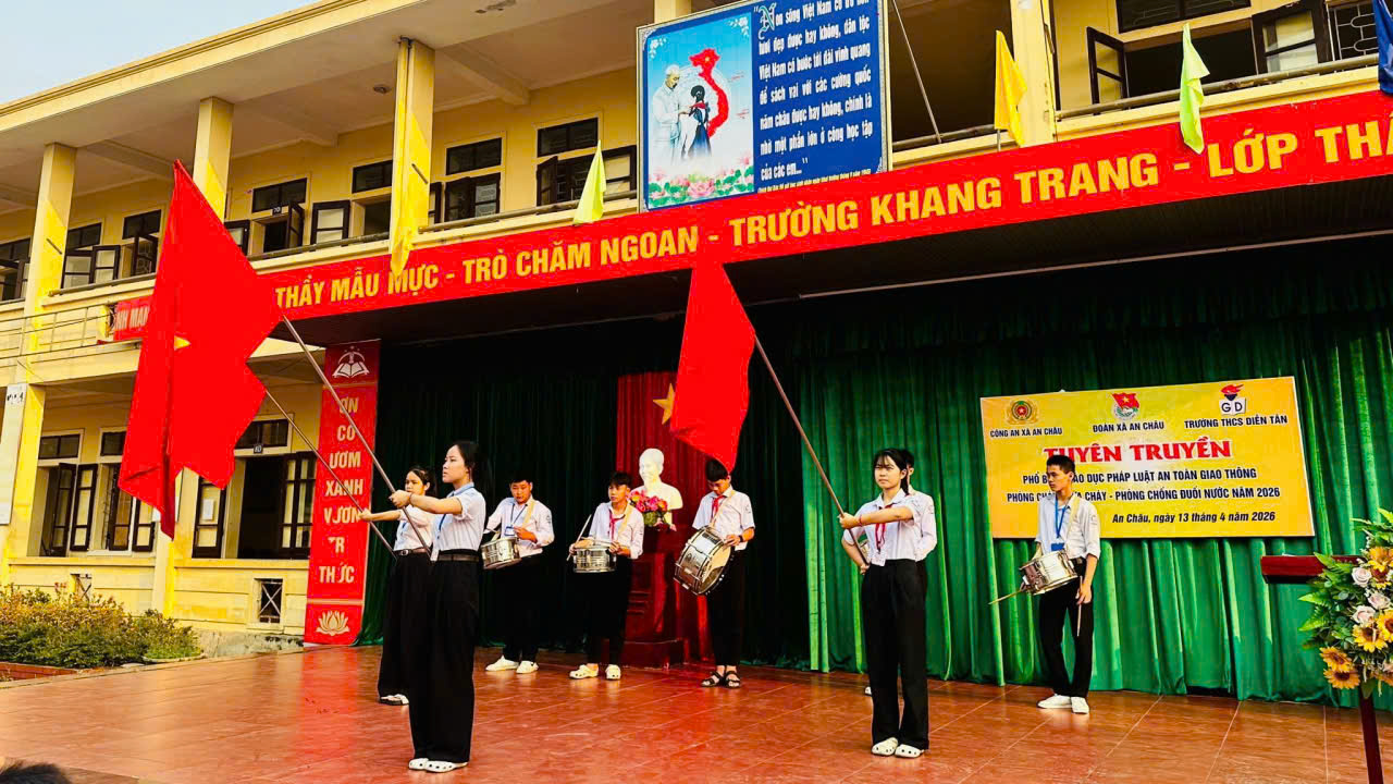 2381112962334405243 (1)